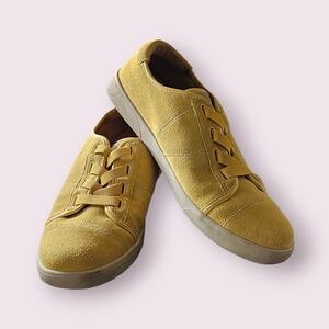 Vionic Mustard Slip On Sneakers Size 7.5